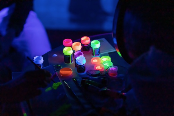 Neonparty Schminke